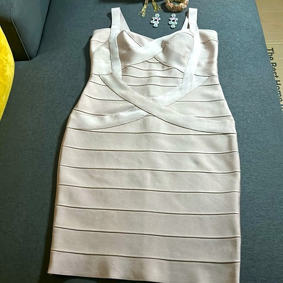 Rose Champagne colored bondage dress - Picture 2 of 10